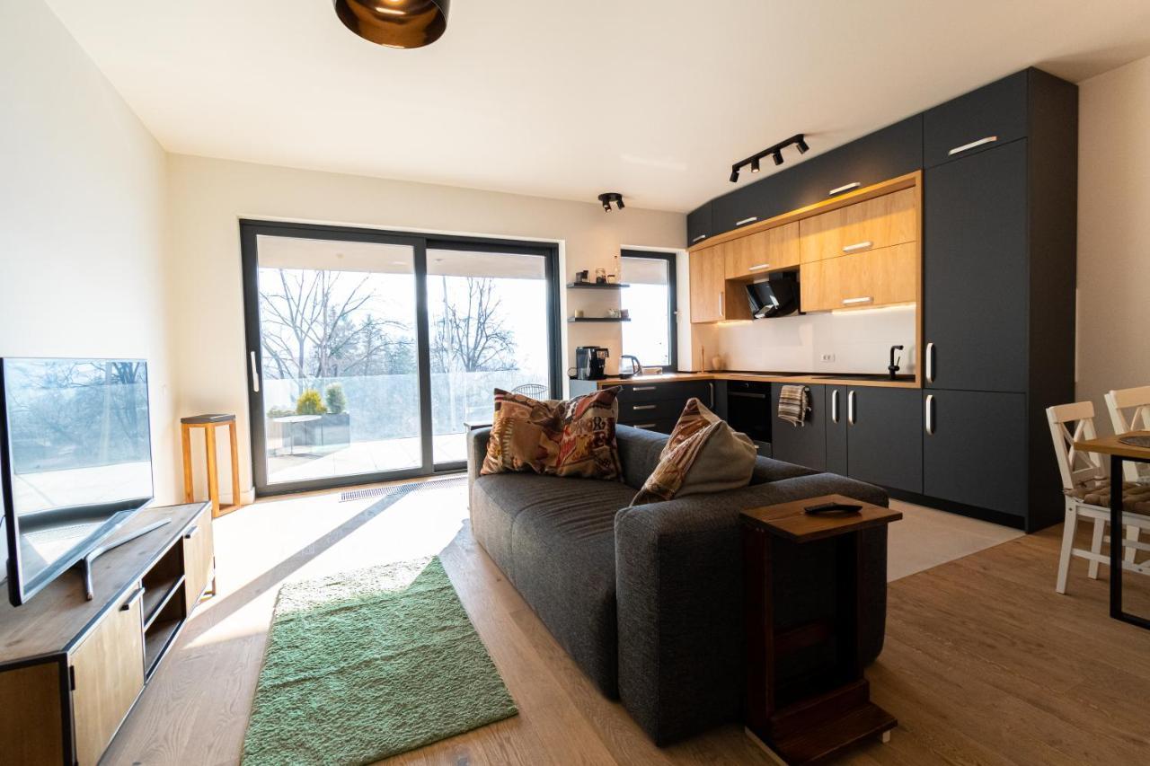 Mirador Bohemian Apt With Views Over Old Town And Tampa Mountain, Near Poiana Brasov Exterior photo